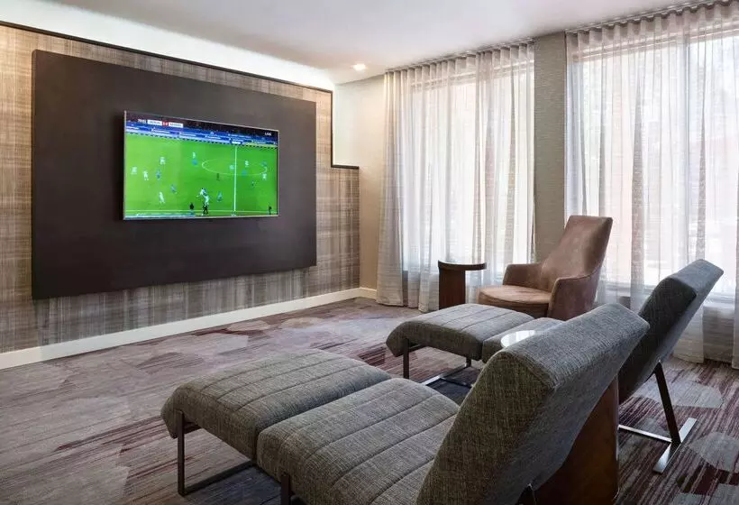 هتل Sonesta Select Phoenix Camelback