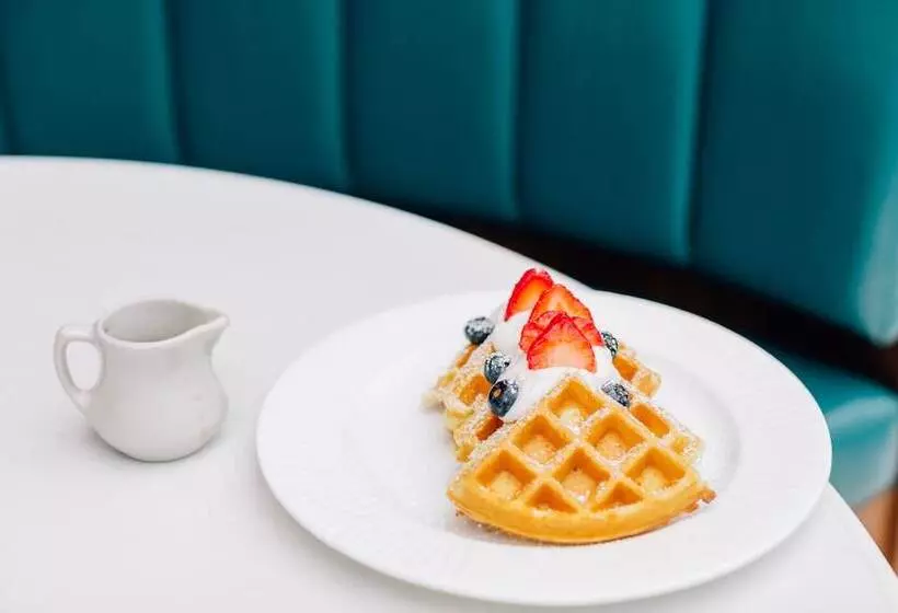 Курорт Chateau Elan