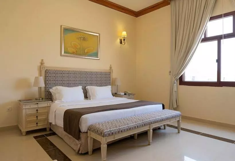 Hotelli Al Bada Resort