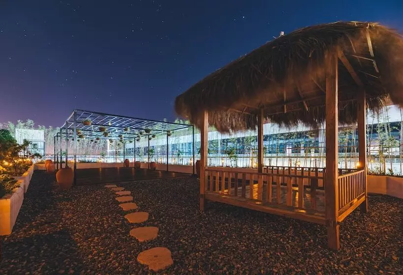 Atour Hotel North High Speed Railway Station Xi An