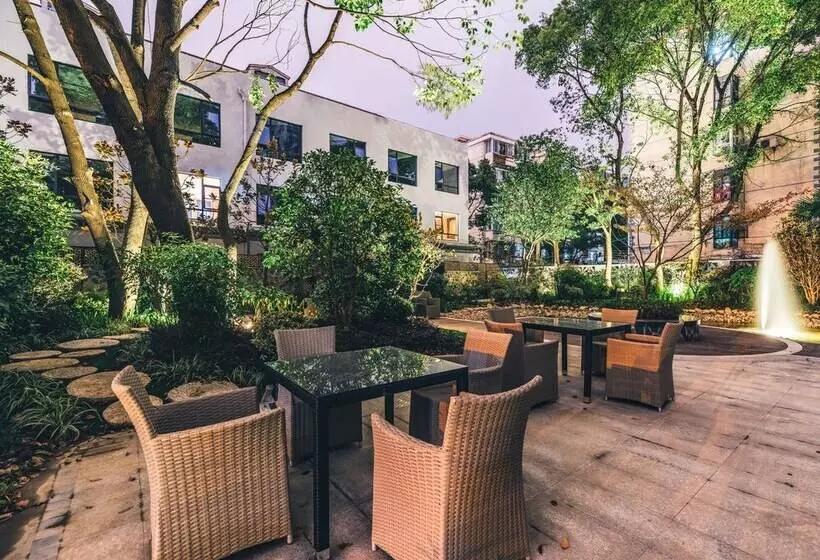 Atour Hotel North High Speed Railway Station Xi An