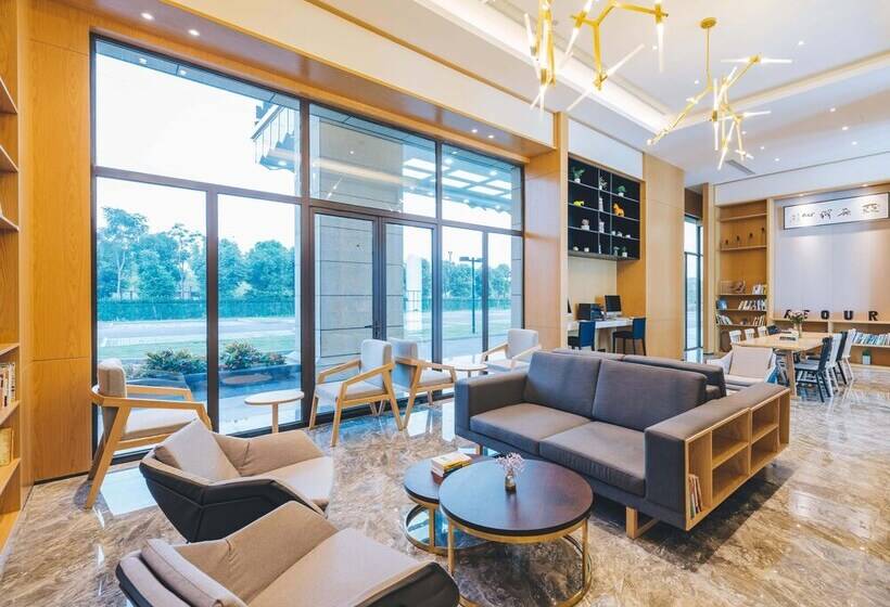 Atour Hotel North High Speed Railway Station Xi An