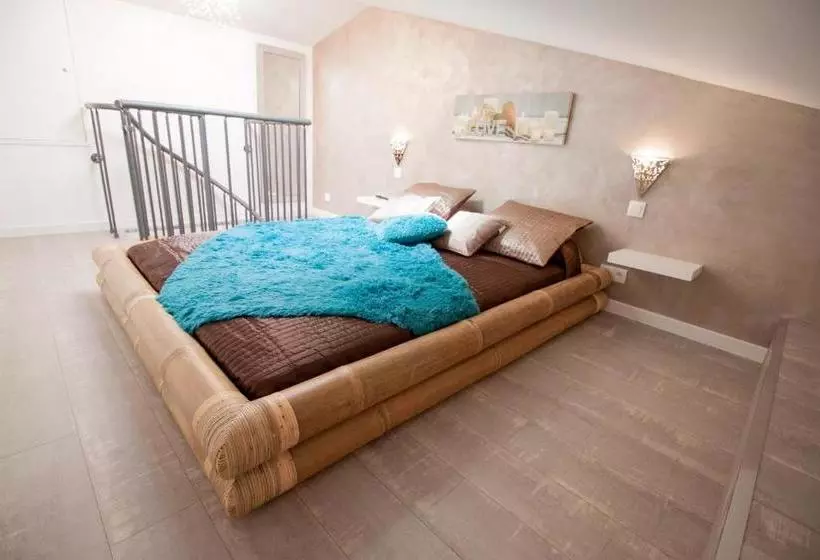 تختخواب و صبحانه Chambre D'hôtes Bulle D’eden