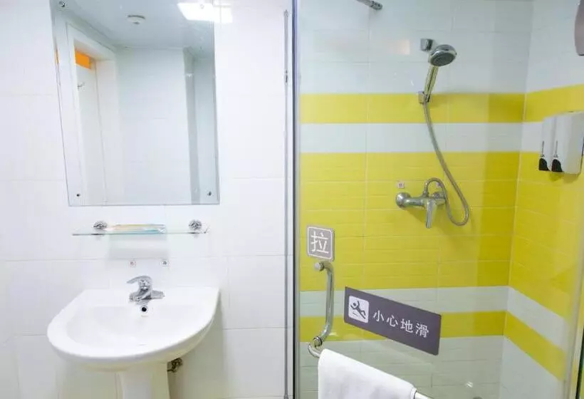 Hotelli 7 Days  Guangzhou Kecun Metro Station Guangzhou Ta