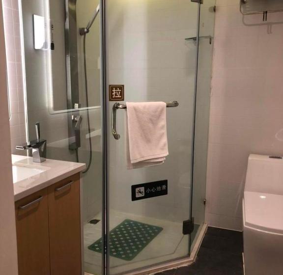 Hotel 7 Days Inn·shanghai Jinshajiang Road Subway Station