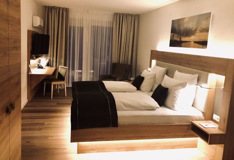 酒店 Four Stars By City