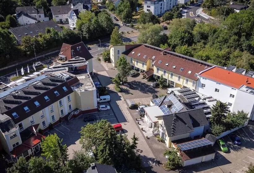 Hotelli Four Stars By City