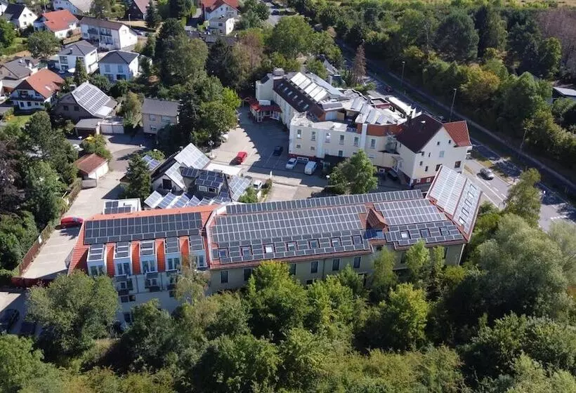 Hotelli Four Stars By City