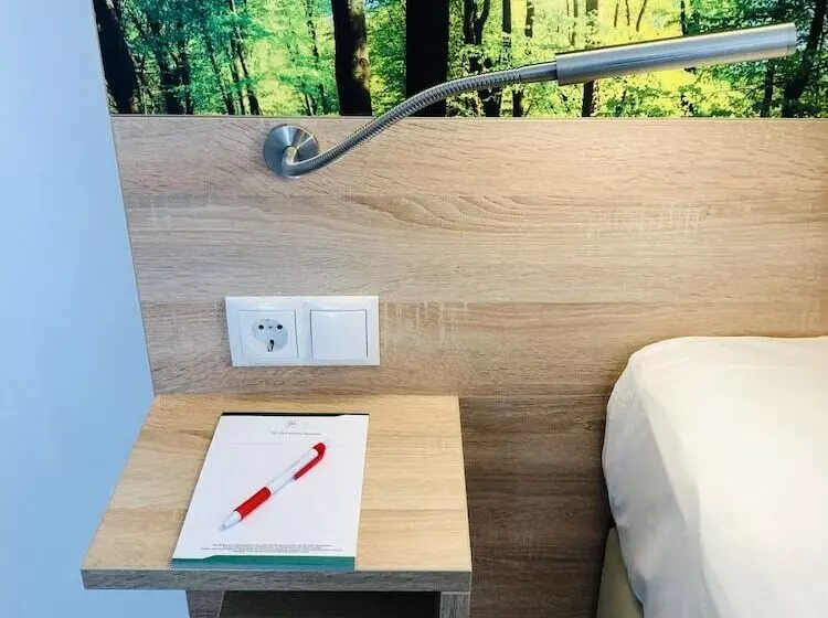 Hotelli Four Stars By City