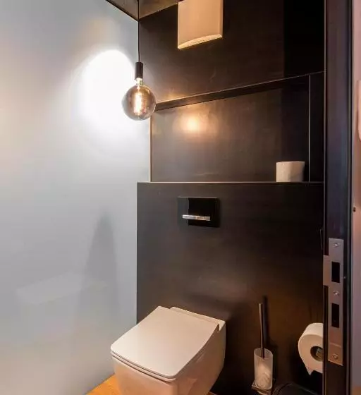 Hotelli Flurin Suites