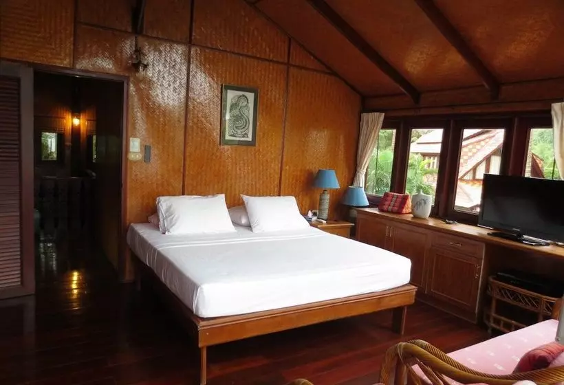 هتل Petchpailin Resort