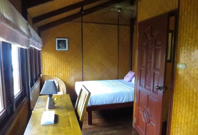 هتل Petchpailin Resort