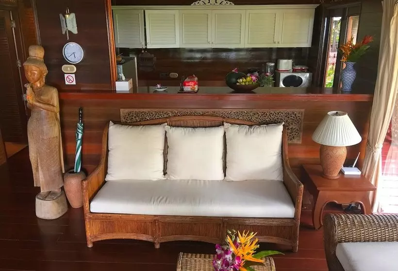 هتل Petchpailin Resort