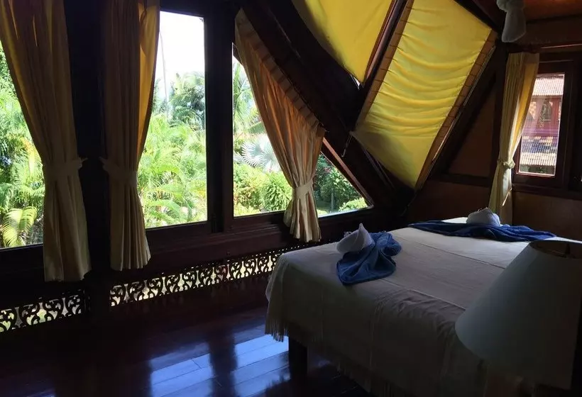 هتل Petchpailin Resort