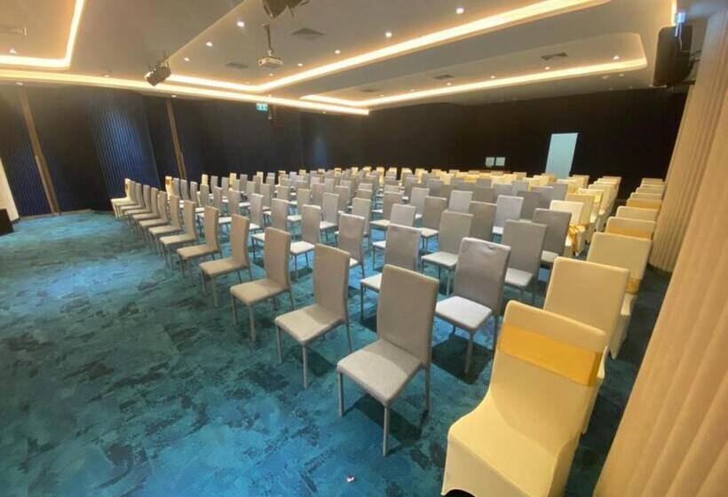 호텔 Isanook Resort & Suites Hua Hin