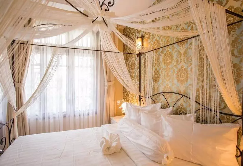 پانسیون Mh Villa