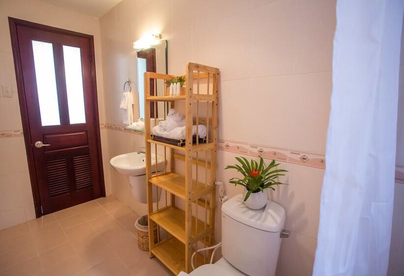 پانسیون Mh Villa