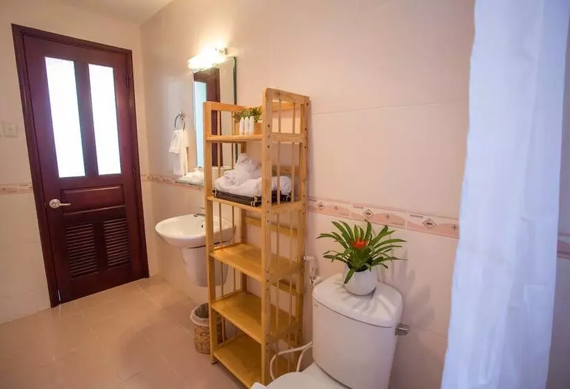 پانسیون Mh Villa