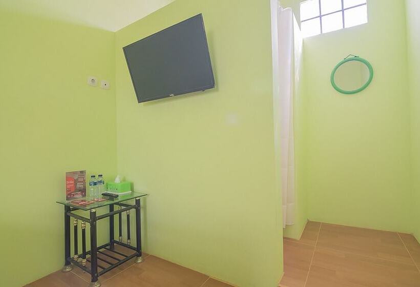 פנסיון Reddoorz Syariah Near Museum Wisma Karya Subang