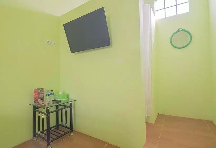 Majatalo Reddoorz Syariah Near Museum Wisma Karya Subang