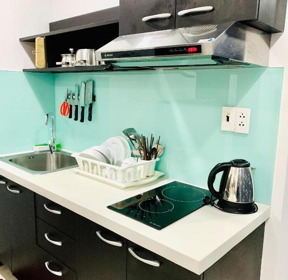 Tan Son Nhat Airport Apartment By Sabay