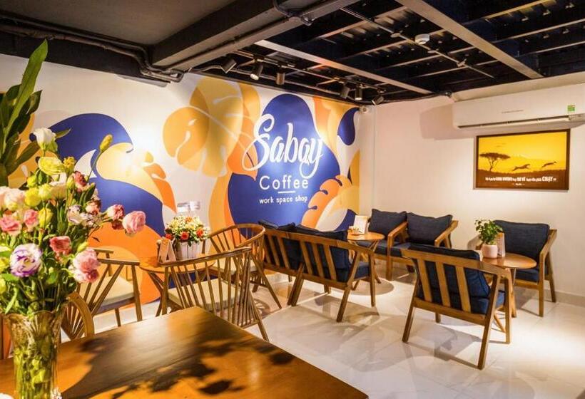 Tan Son Nhat Airport Apartment By Sabay