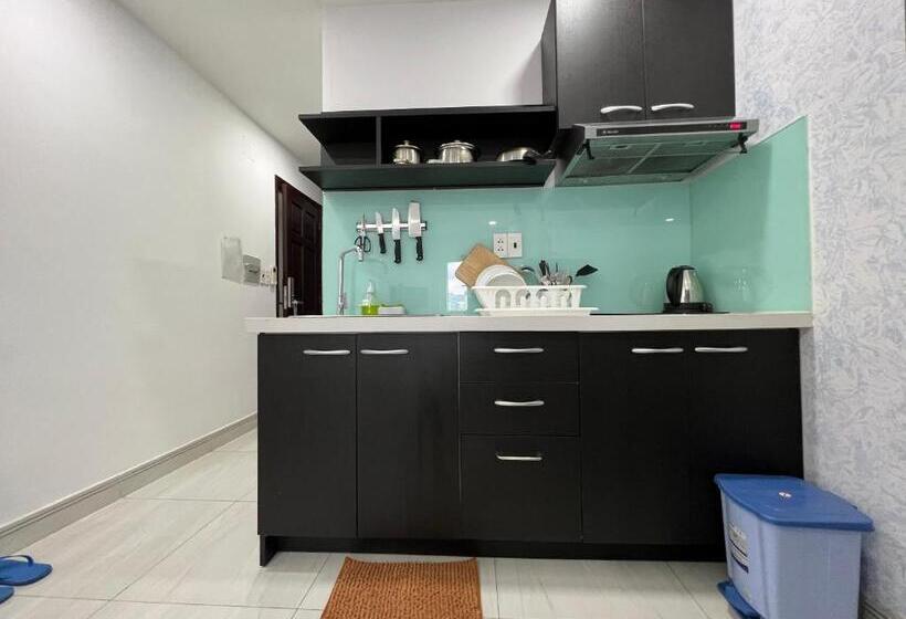 Tan Son Nhat Airport Apartment By Sabay