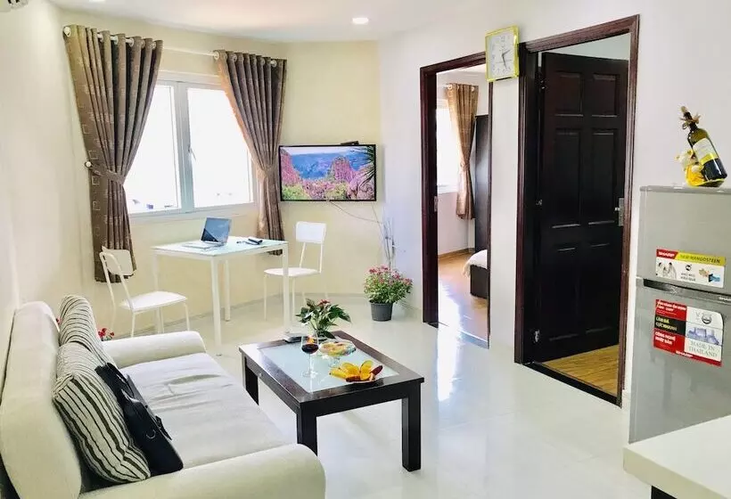 Tan Son Nhat Airport Apartment By Sabay