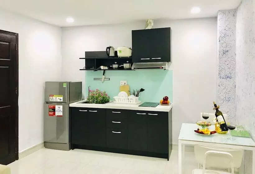 Tan Son Nhat Airport Apartment By Sabay