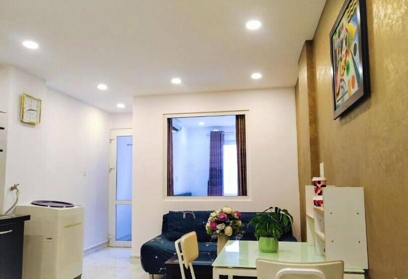 Tan Son Nhat Airport Apartment By Sabay