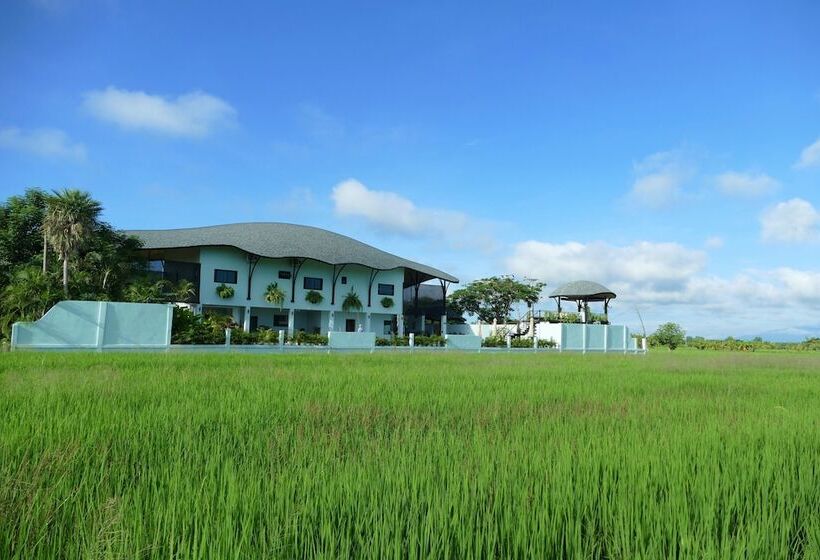 בית מלון כפרי Sanjana Resort And Spa