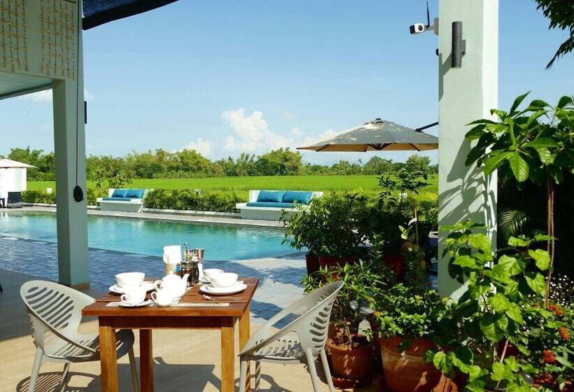 בית מלון כפרי Sanjana Resort And Spa