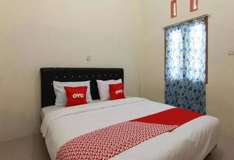 Hotelli Oyo 1440 New Sejarah