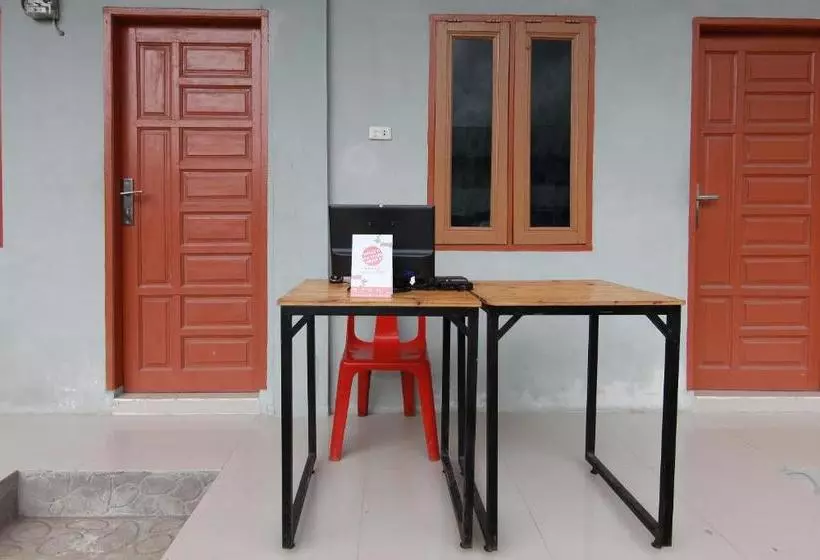 Hotelli Oyo 1440 New Sejarah