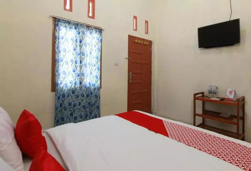 Hotelli Oyo 1440 New Sejarah