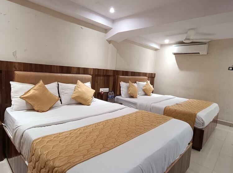 هتل Rishi International