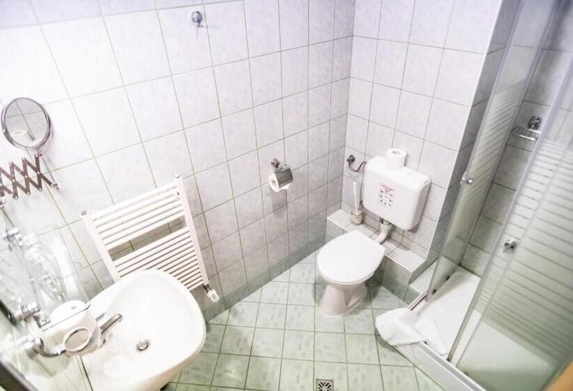 בית מלון כפרי 4 évszak Hegyi