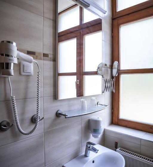 בית מלון כפרי 4 évszak Hegyi