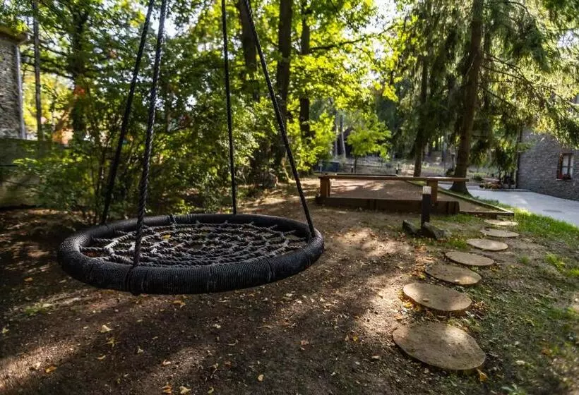 Hotelli 4 évszak Hegyi