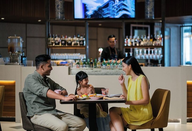 Hotel Four Points By Sheraton Surabaya, Pakuwon Indah