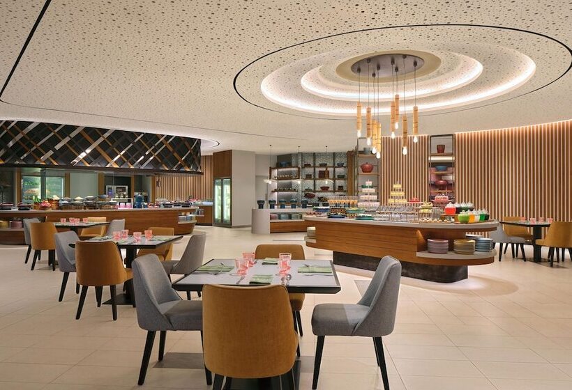 Hotel Four Points By Sheraton Surabaya, Pakuwon Indah