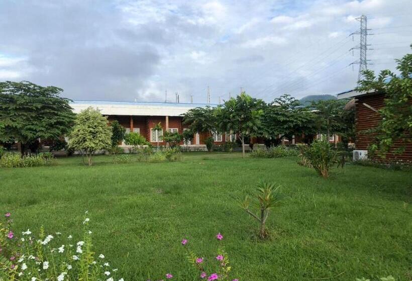 בית מלון כפרי Global View