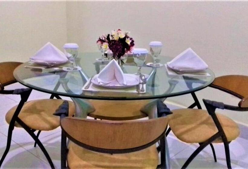 בית מלון כפרי Global View