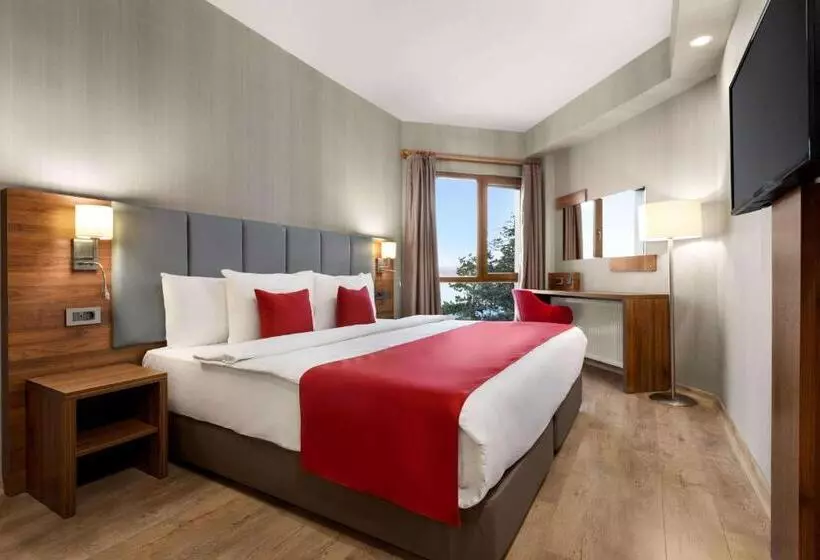 هتل Ramada By Wyndham Van