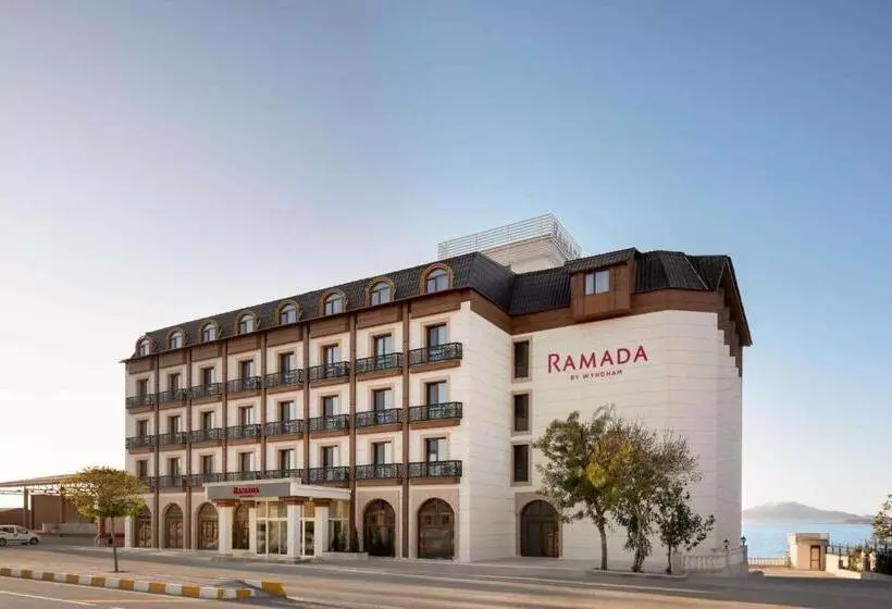 هتل Ramada By Wyndham Van