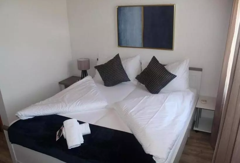 ホテル Rosengärtli