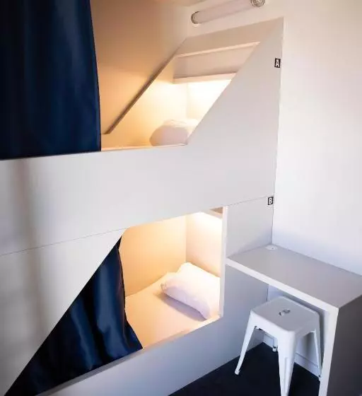 ホテル The People   Tours