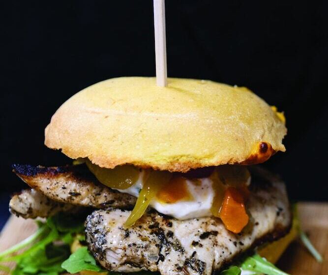 هتل The People   Tours