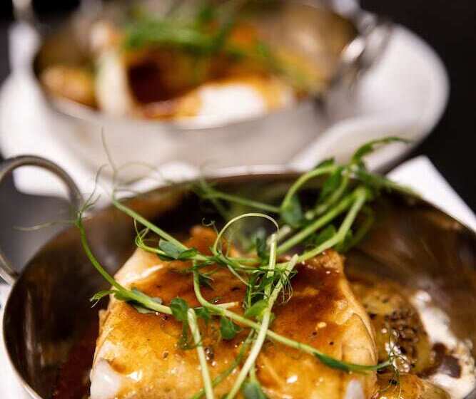 هتل The People   Tours