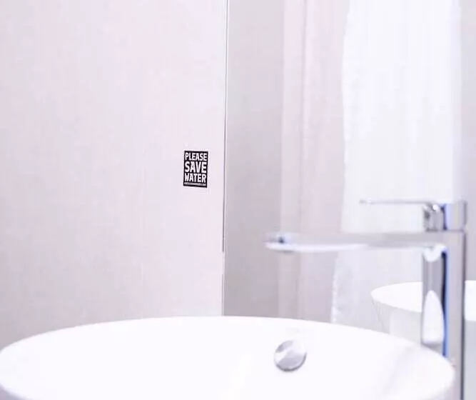 ホテル The People   Tours